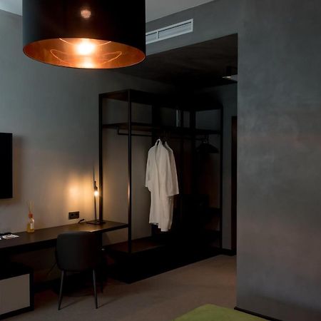 Brik Hotel Odessa Eksteriør bilde