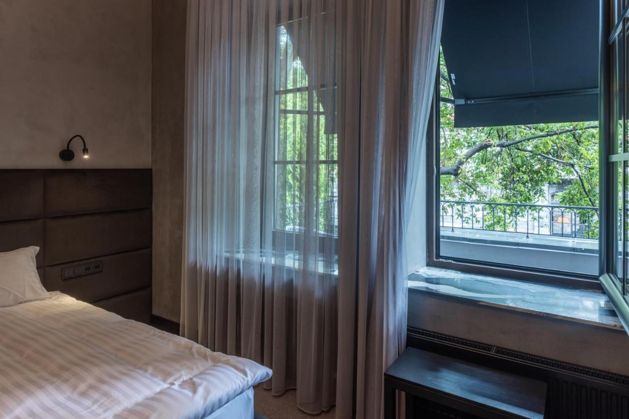 Brik Hotel Odessa Eksteriør bilde
